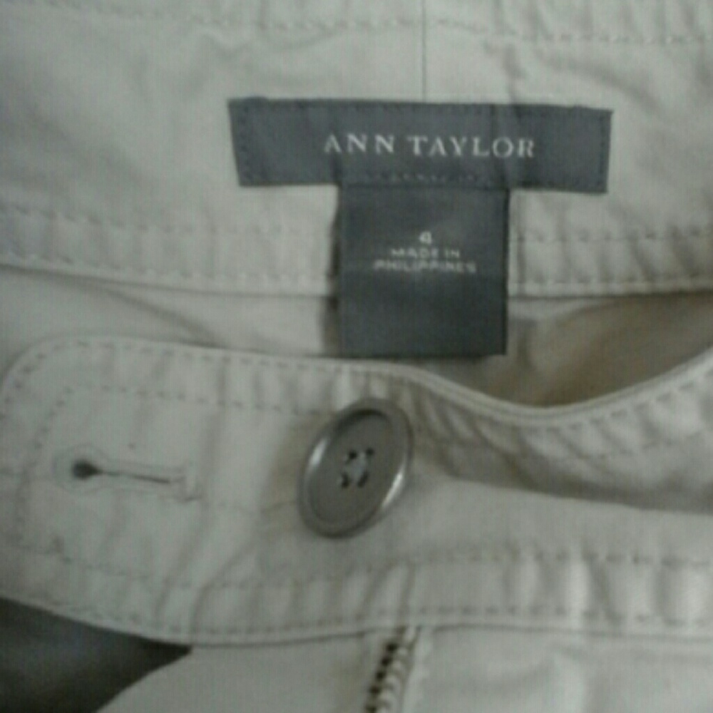 Shorts - Picture 4 of 4